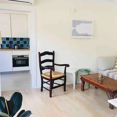 Big Terrace Penthouse In Old Town 马尔韦利亚