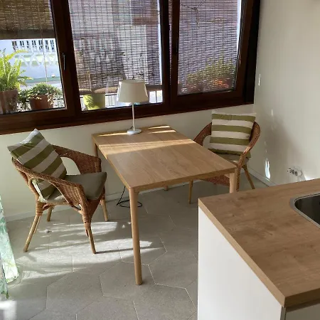 Big Terrace Penthouse In Old Town 公寓 马尔韦利亚